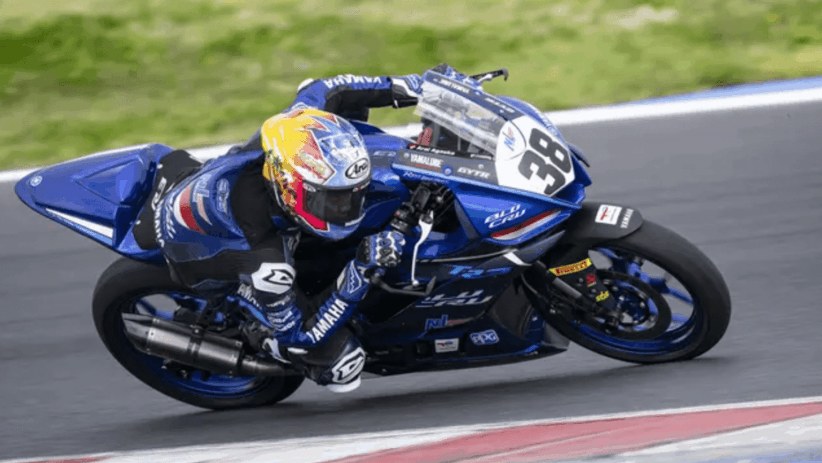 Arai Agaska R3 bLU cRU World Cup 2025