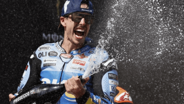 Alex Marquez Kendarai Desmosedici GP26 di MotoGP 2026