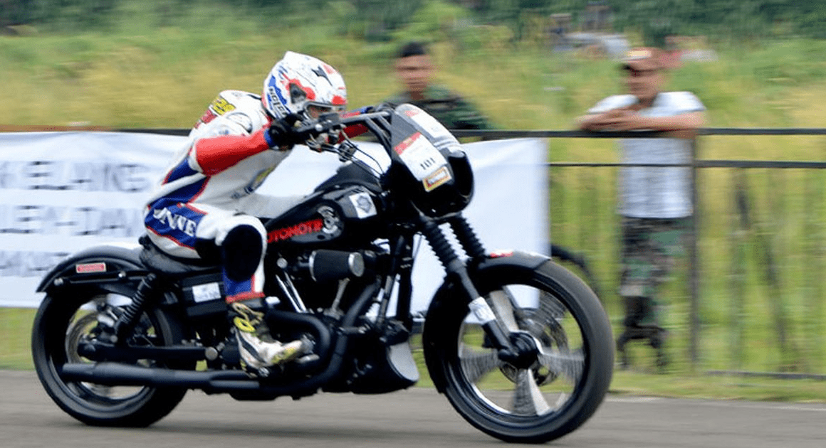 Balap Lurus Harley-Davidson