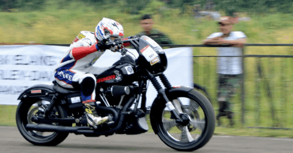 Balap Lurus Harley-Davidson