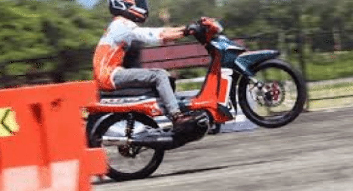 Juara Drag Bike Padang 2025