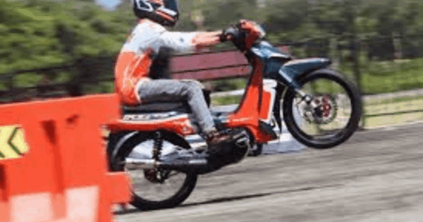 Juara Drag Bike Padang 2025