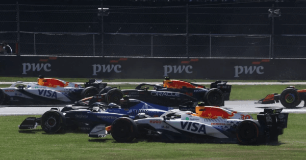 Lawson Salahkan Sainz GP Meksiko 2025