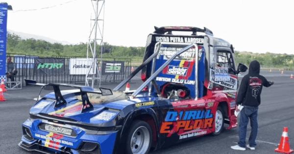 Truk Canter Kejurnas Drag Race