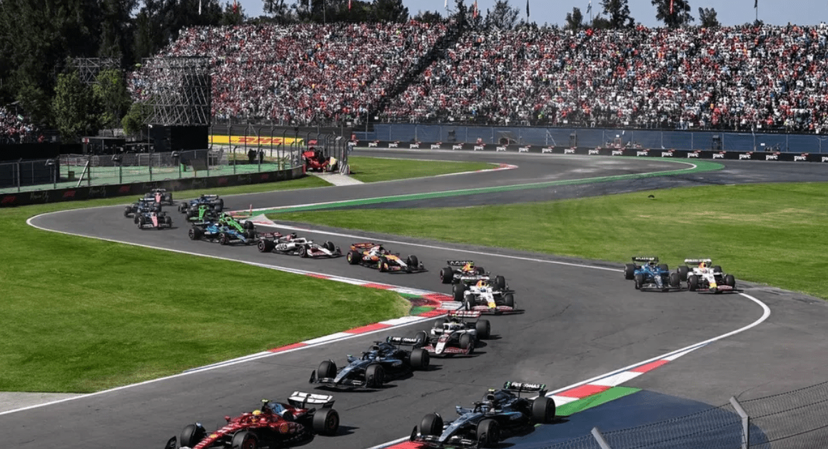 Mercedes Team Order Meksiko Terlambat