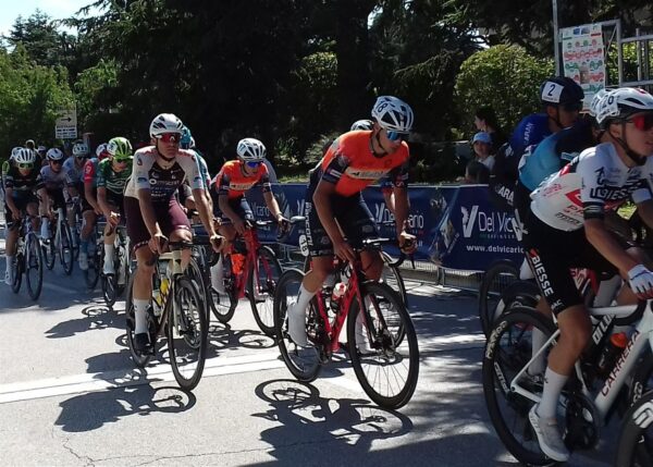 Keajaiban Perlombaan Dua Hari di Bulan Mei