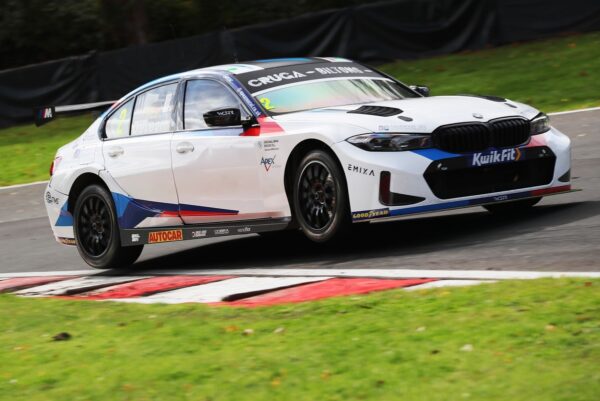 Keunggulan De Leon dan Ingram di BTCC Brands Hatch